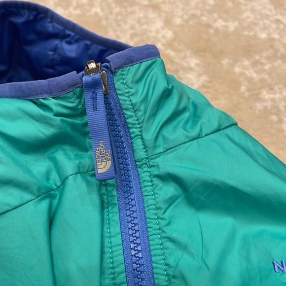 The North Face Girls Youth Jacket M 10/12 Reversible Quilted Hooded Full Zip - Picture 6 of 10